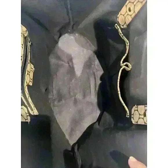 C Wonder Large Cork Tote Bag - Picture 9 of 11